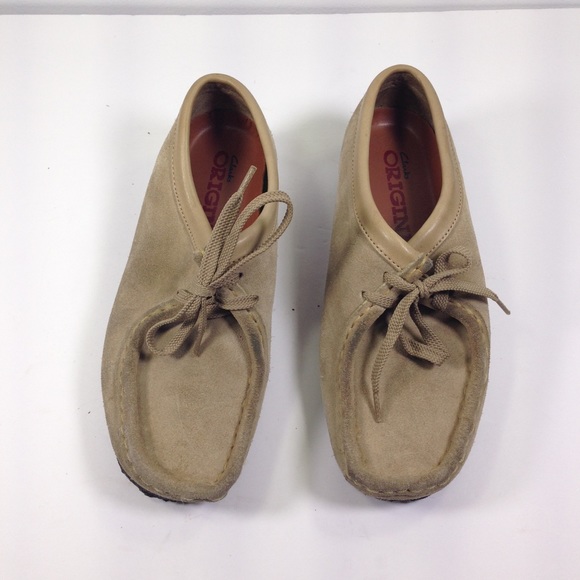 clarks shoes tan